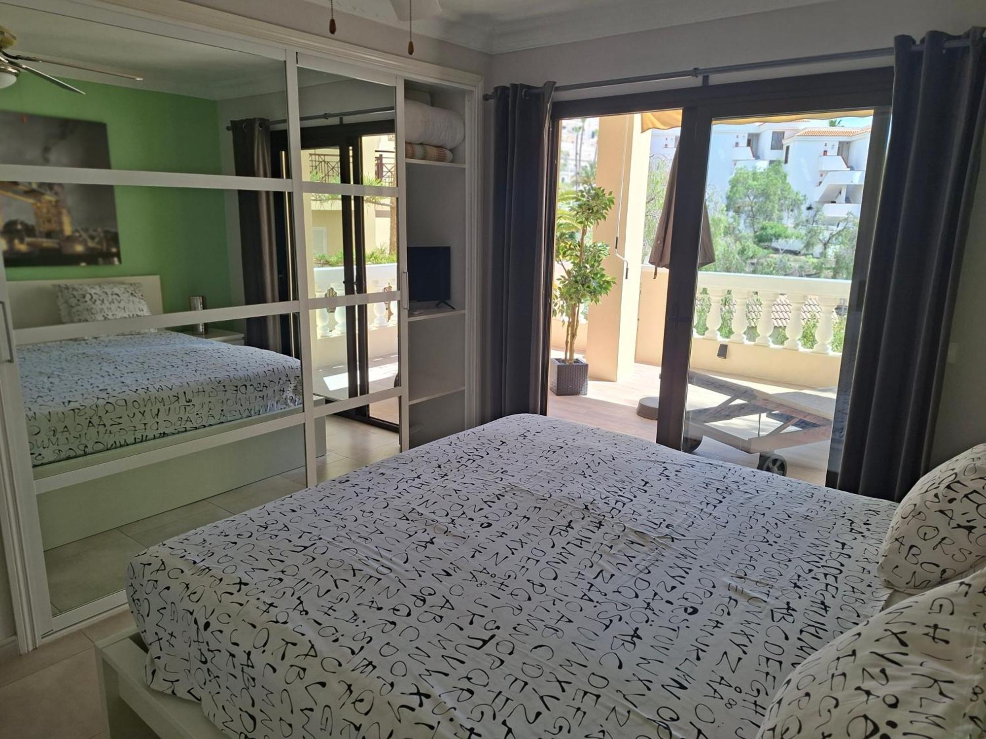 Nice 1 Bedroom Apartment Los Cristianos Los Cristianos  Buitenkant foto